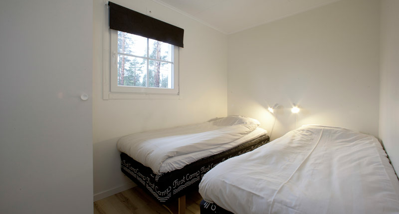 First-Camp-Schaatsen-Lulea-bedroom
